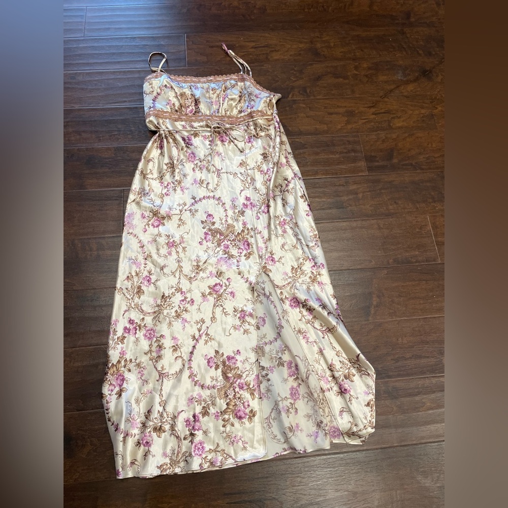 Maxi satin slip dress!